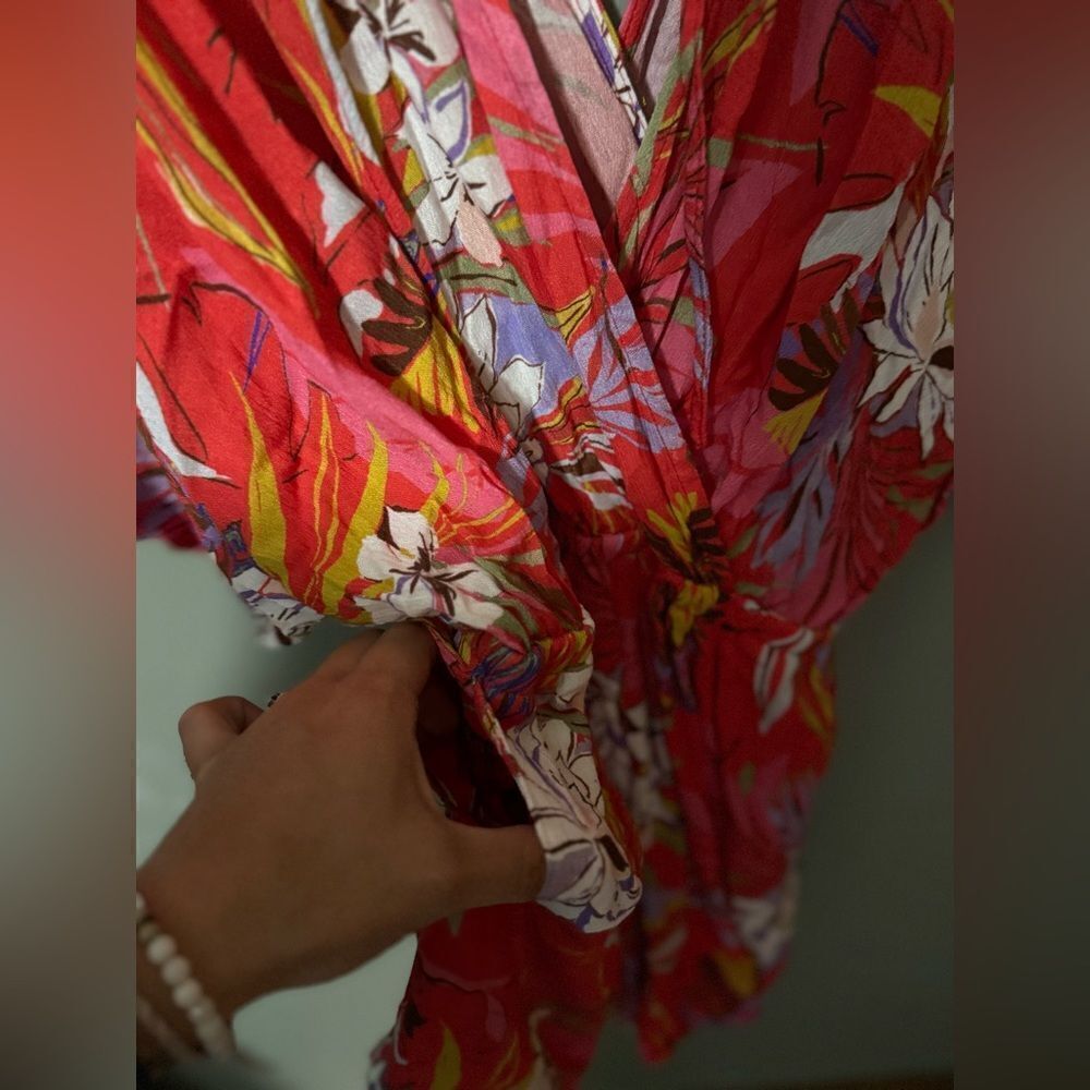 Lulu's Festival Flirt Red Tropical Print Dolman Sleeve Romper Size XL NWT - Picture 8 of 13